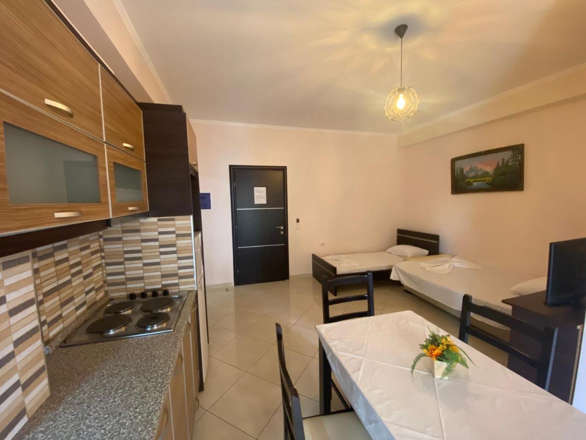 Hotel Metali Saranda Kültér fotó