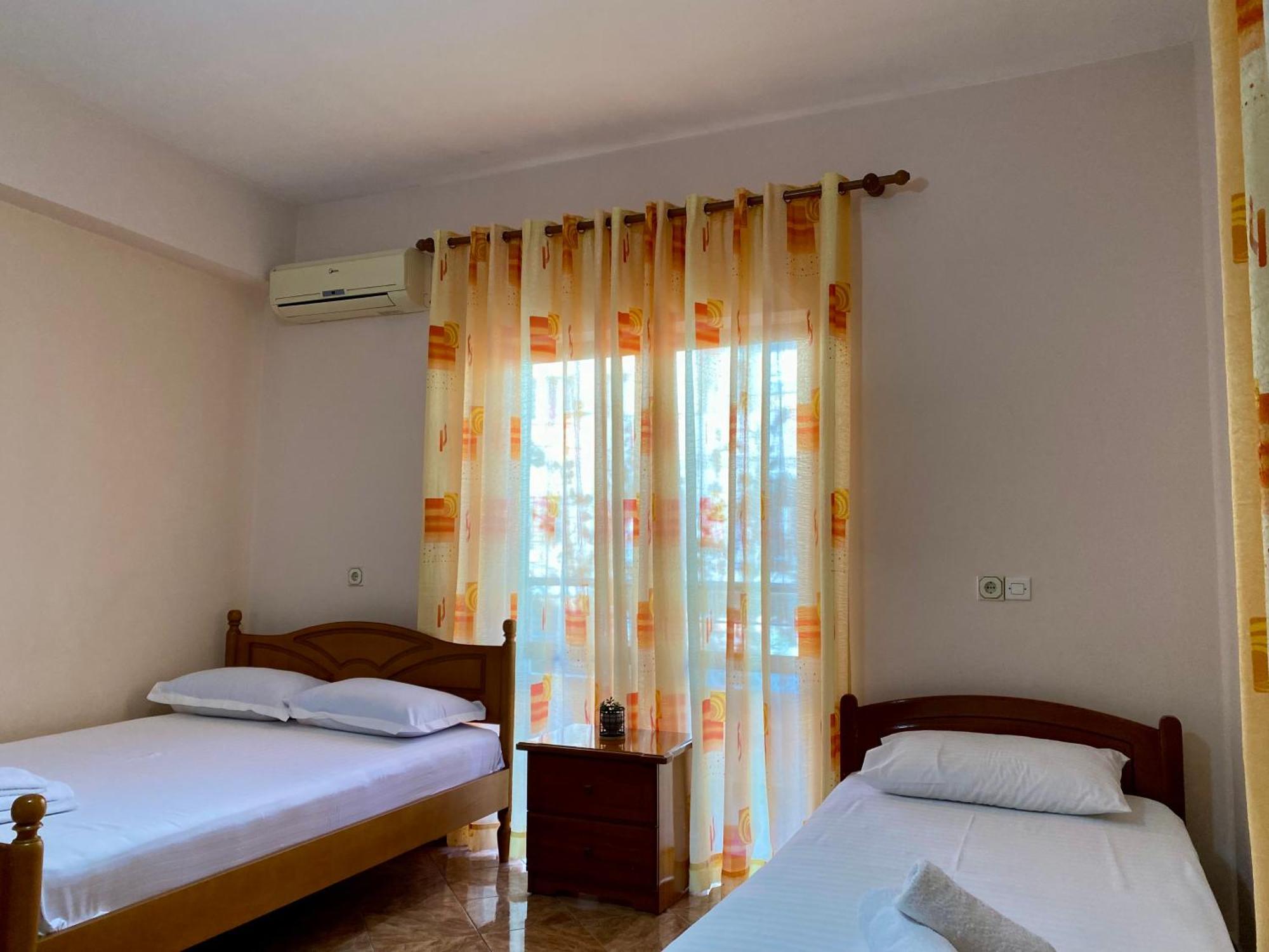 Hotel Metali Saranda Kültér fotó