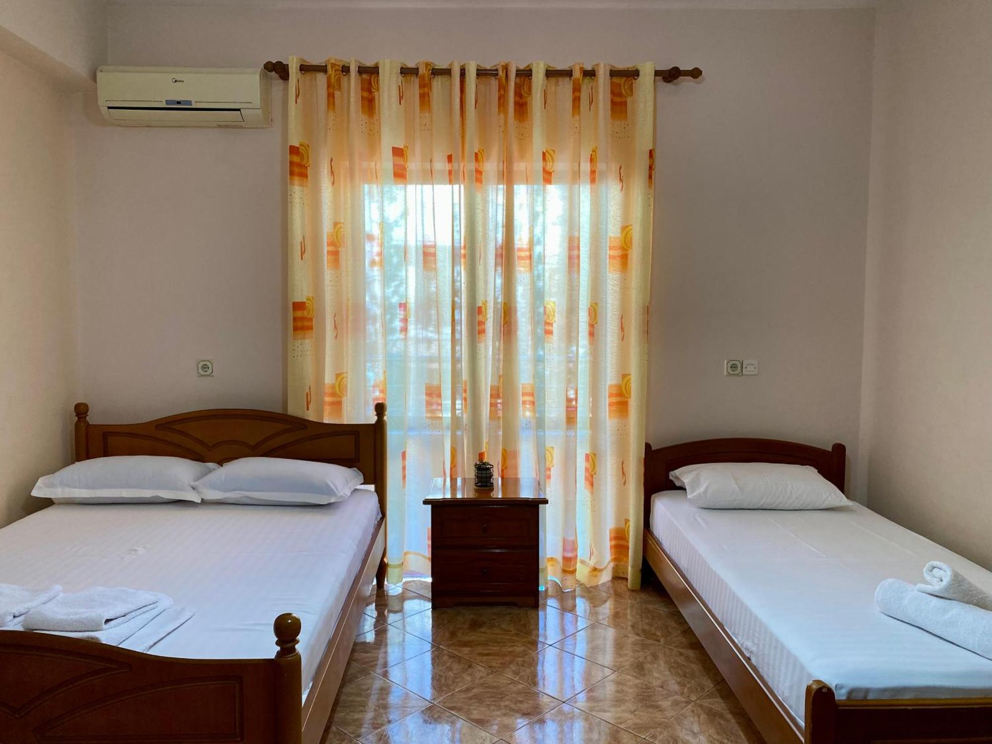 Hotel Metali Saranda Kültér fotó